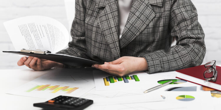 Projeções para as contas públicas e endividamento do Governo Federal