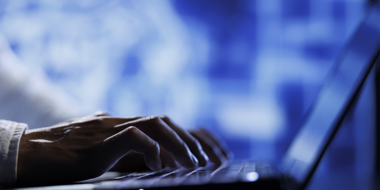 Investir em defesa cibernética é questão de sobrevivência para empresas