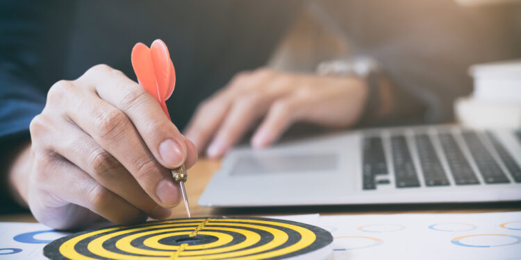 O tático e o visionário: dois caminhos, dois resultados