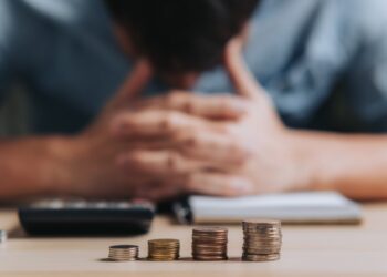 Inadimplência avança e dívidas se agravam em Goiás