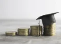 Educação financeira e ensino formal