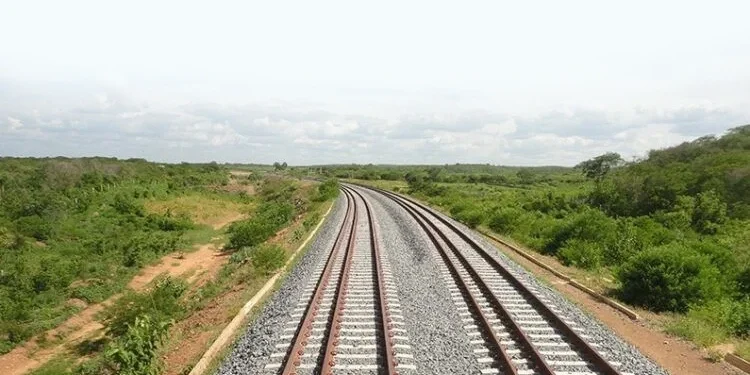 Ferrovia de R$ 15,5 bilhões integrará Centro-Oeste ao litoral