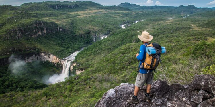 Expansão e fortalecimento do turismo e hospitalidade em Goiás