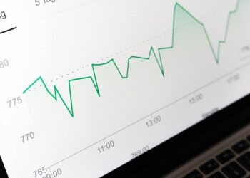 Resiliência, juros e pressão fiscal