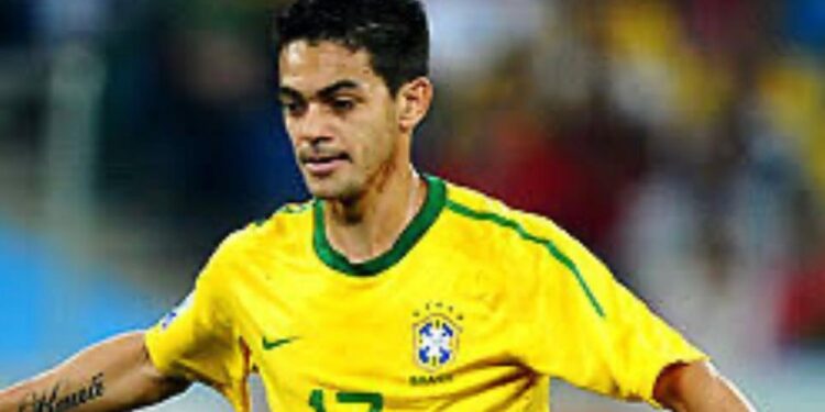 Perfil: Josué de Oliveira