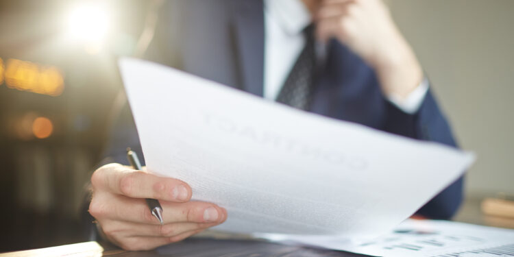 Licitação, o jogo não começa no preço