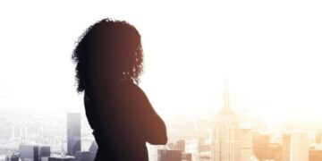 Presença feminina avança em cargos de gestão no setor imobiliário em Goiânia