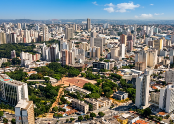 Ademi-GO realiza charrete pública para debater retomada do Centro de Goiânia