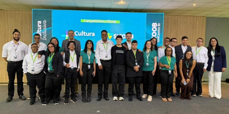Sicoob UniCentro Br amplia seu quadro de pessoas com deficiência com lançamento de programa inclusivo
