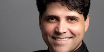 Perfil: Adriano Pinheiro
