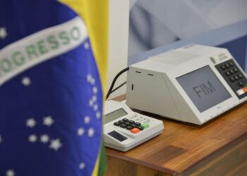 Eleições 2026: romper a polarização e votar por mérito