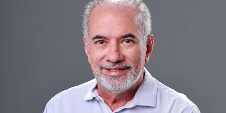 Perfil: Alziro Zarur