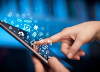 A herança digital: quem fica com sua vida on-line?