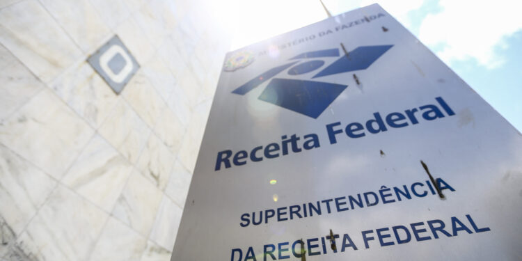 Quando é o Fisco quem faz a cirurgia