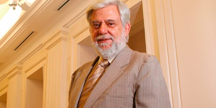 Luiz Cezar Fernandes, fundador do Garantia e do Pactual, lança livro em Goiânia