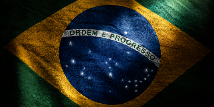 Da colônia à república inacabada: a democracia brasileira em xeque